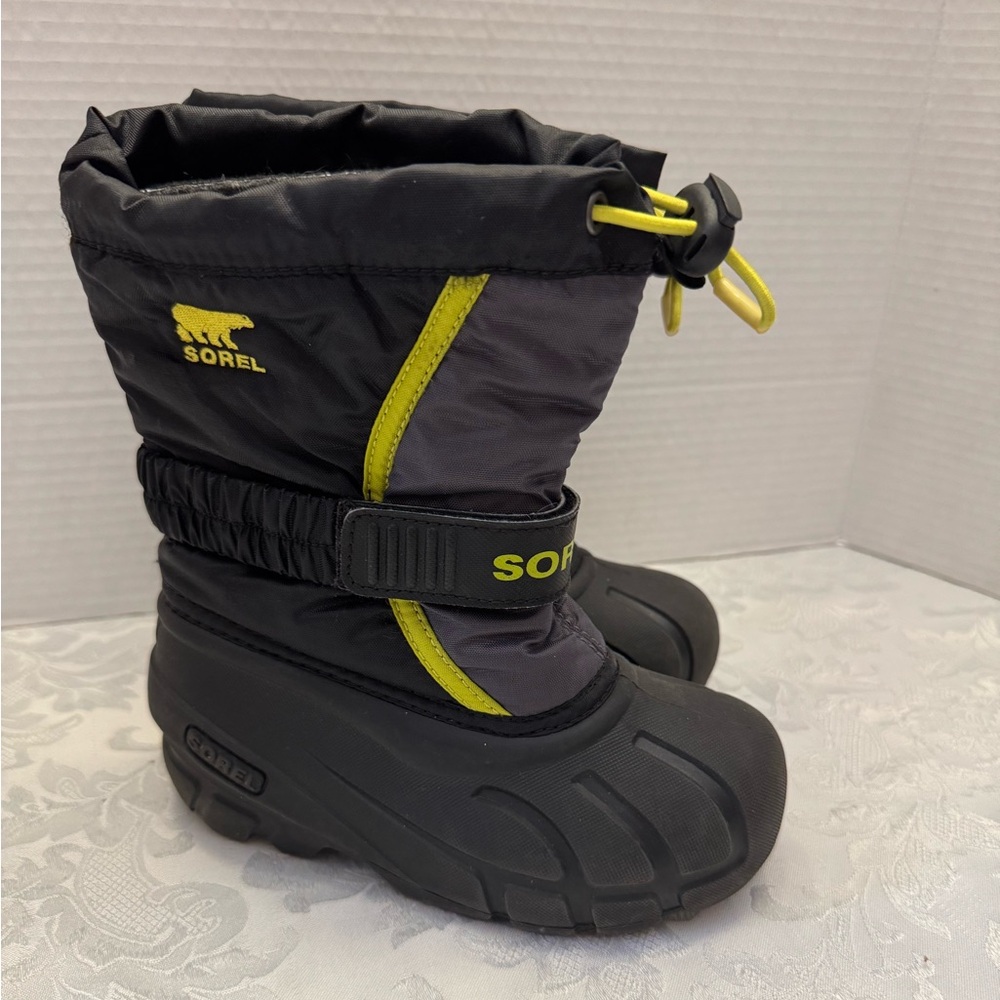 Sorel Children’s Flurry Snow Boot Black Yellow Kids 11 Waterproof Warm
